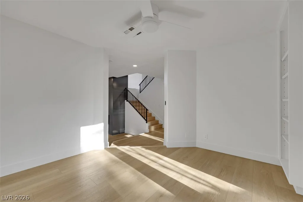 7132 Mission Hills, Las Vegas, NV 89113