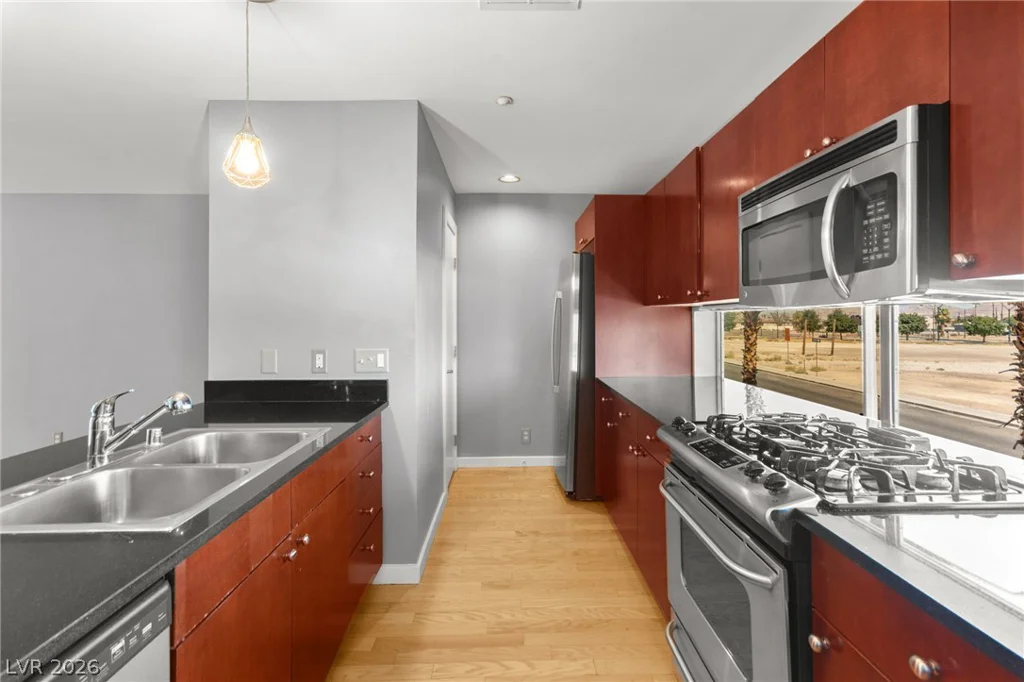1190 Carson, Las Vegas, NV 89101