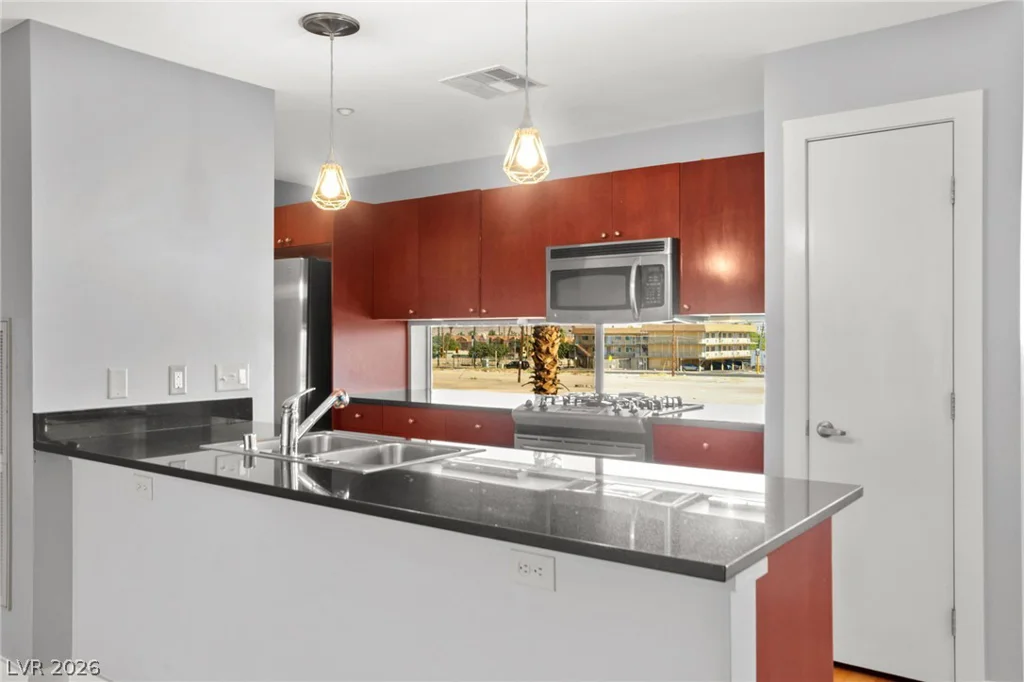 1190 Carson, Las Vegas, NV 89101