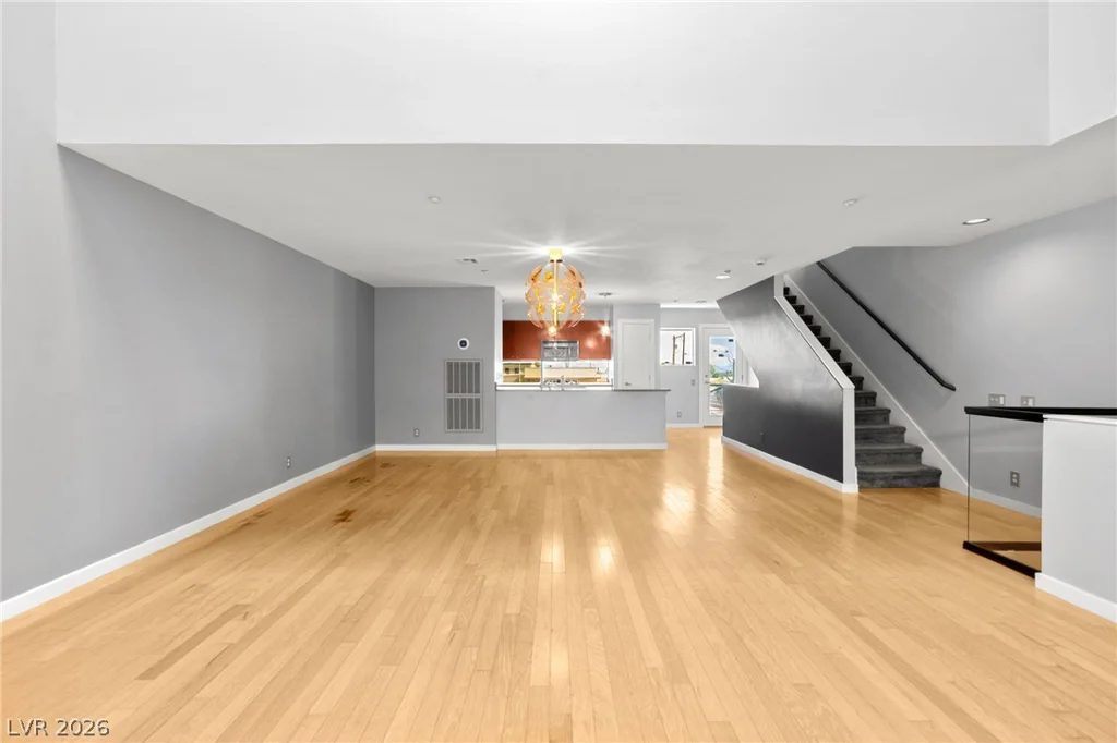 1190 Carson, Las Vegas, NV 89101