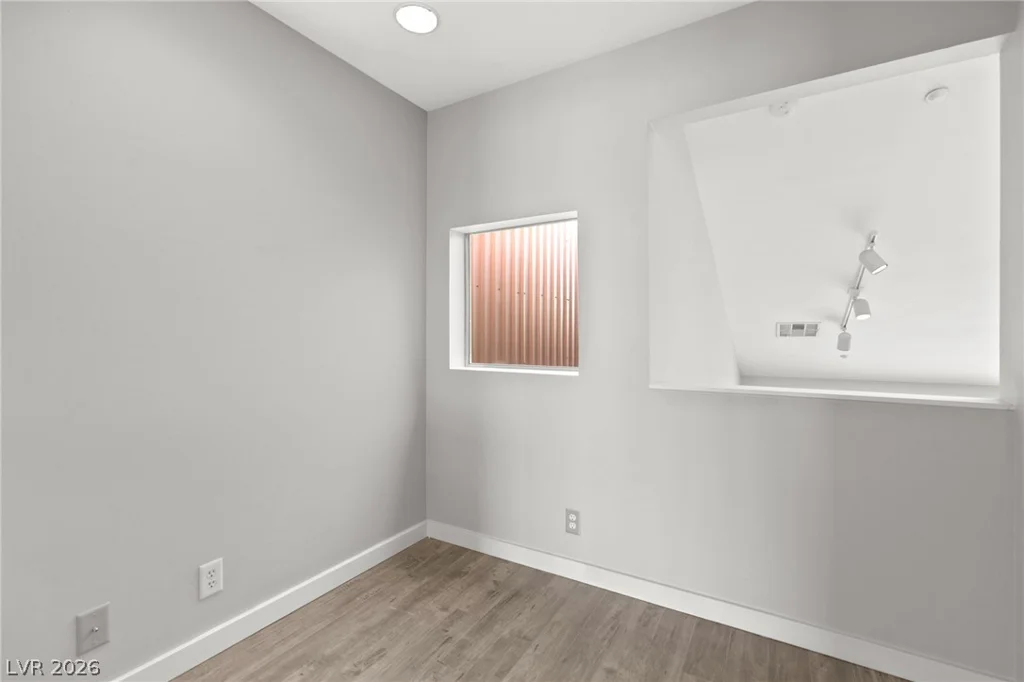 1190 Carson, Las Vegas, NV 89101
