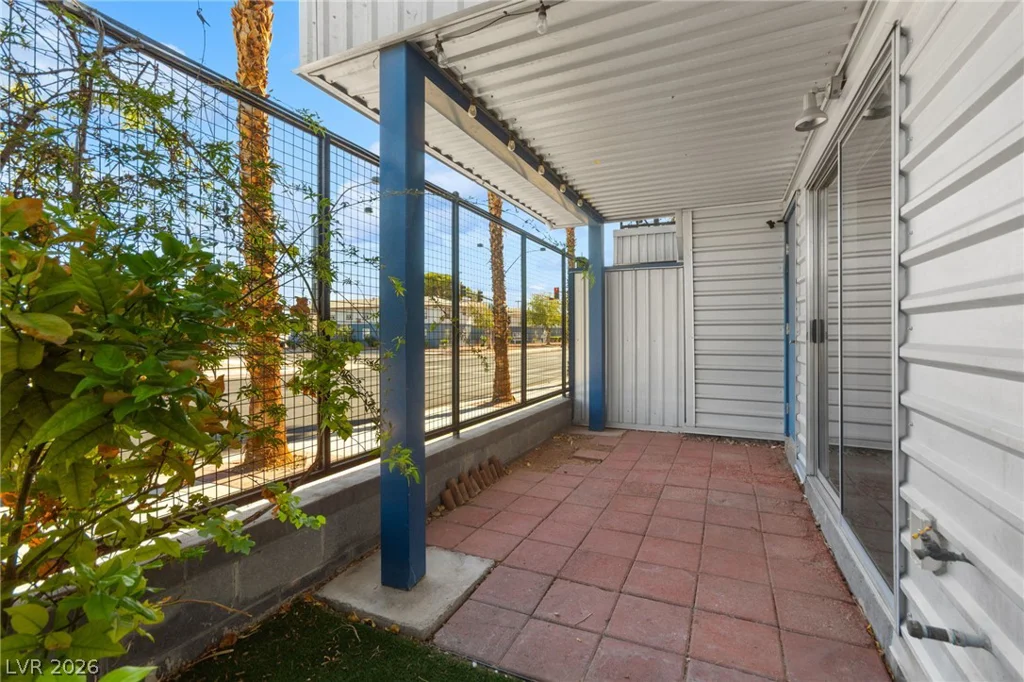 1190 Carson, Las Vegas, NV 89101