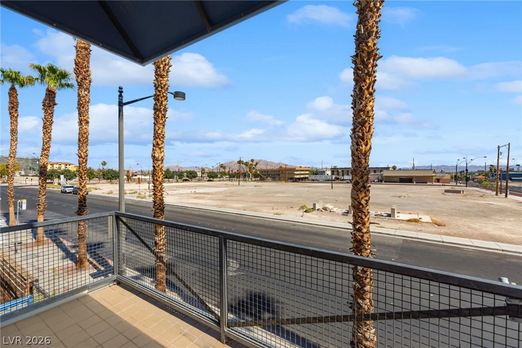1190 Carson, Las Vegas, NV 89101