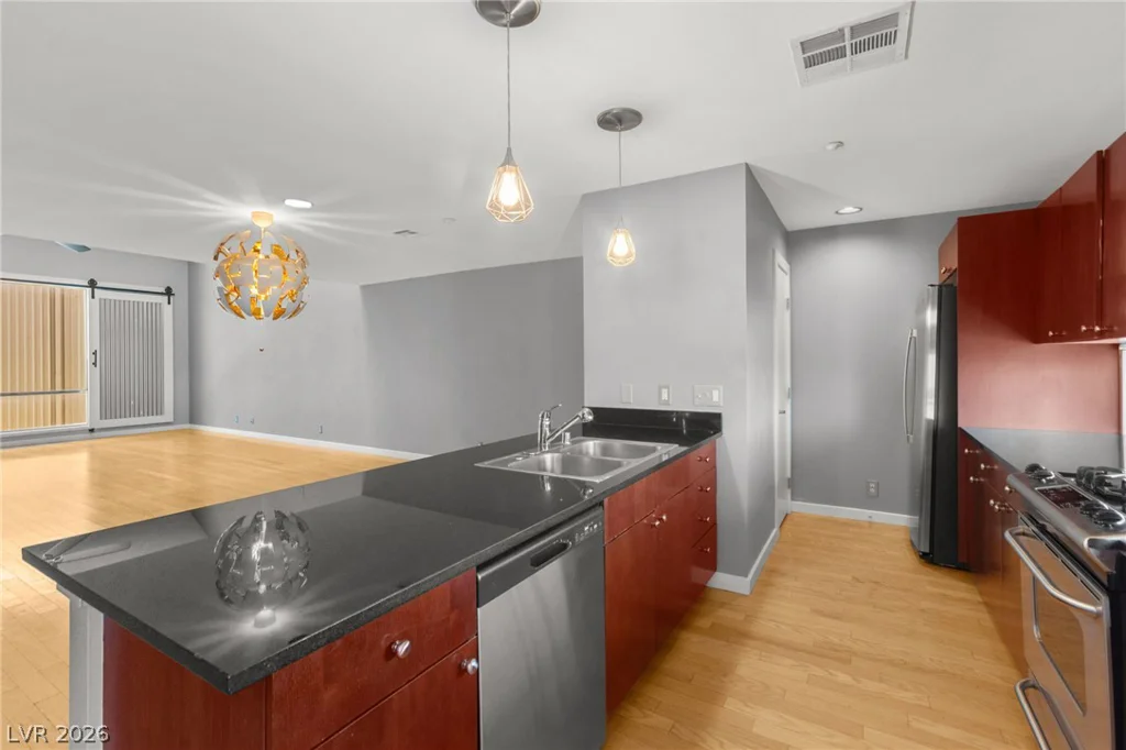 1190 Carson, Las Vegas, NV 89101
