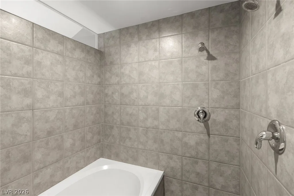 1190 Carson, Las Vegas, NV 89101