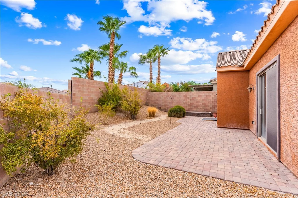 1044 Viale Placenza, Henderson, NV 89011