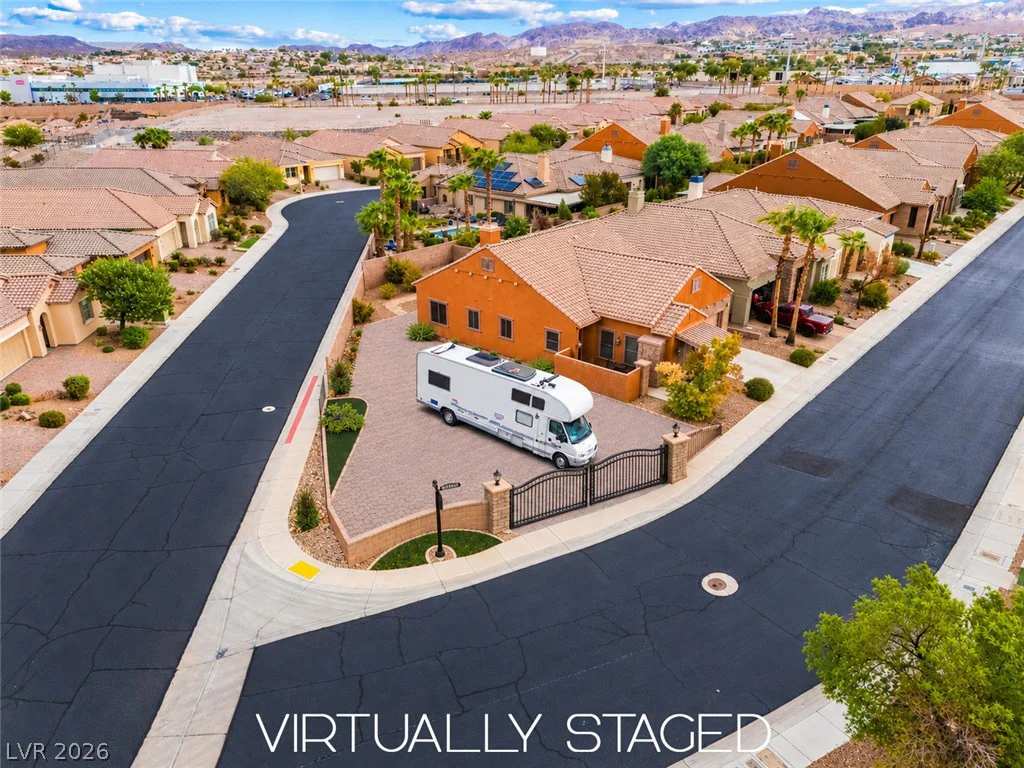 1044 Viale Placenza, Henderson, NV 89011