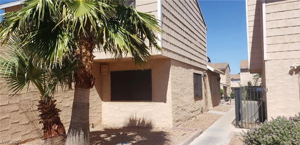 5156 Gray, Las Vegas, NV 89119