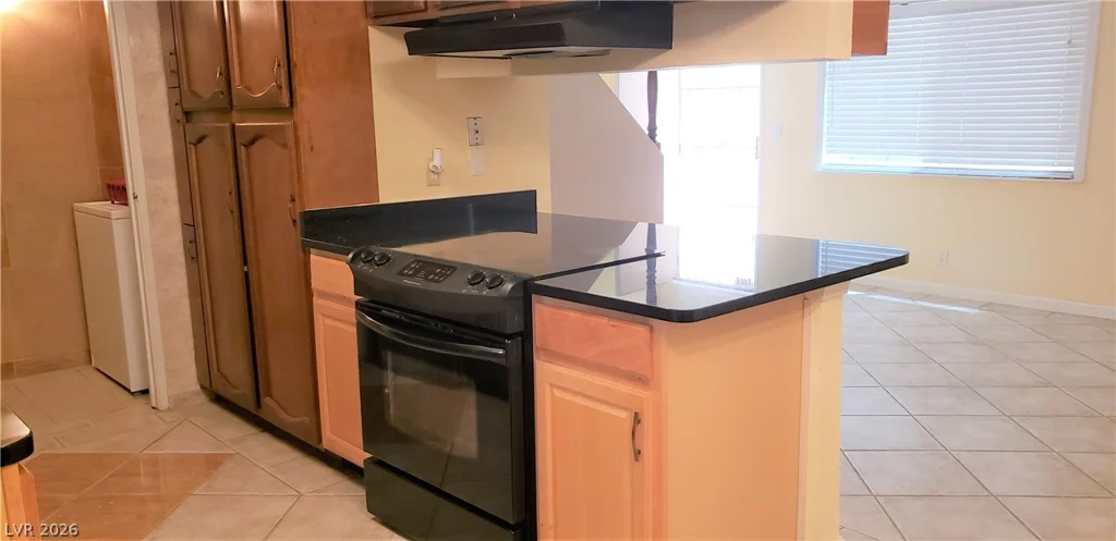 5156 Gray, Las Vegas, NV 89119