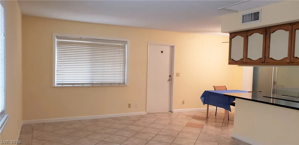 5156 Gray, Las Vegas, NV 89119