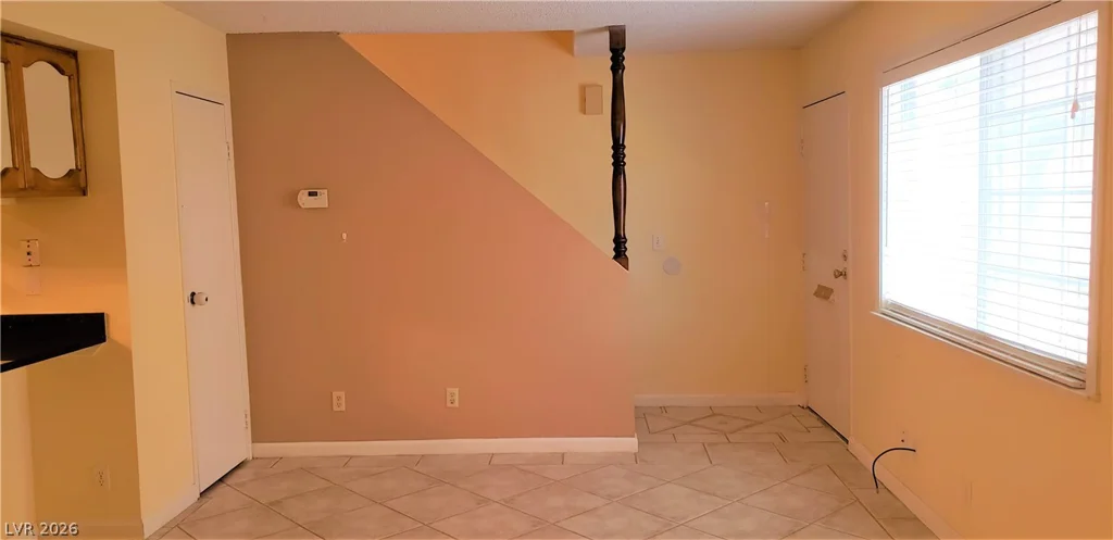 5156 Gray, Las Vegas, NV 89119