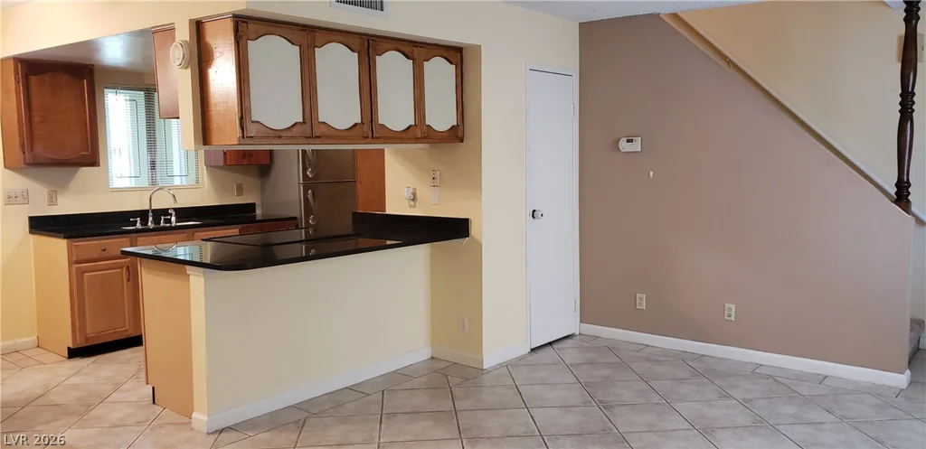 5156 Gray, Las Vegas, NV 89119