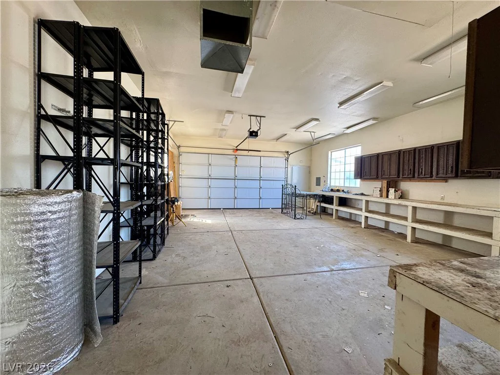 6930 Valley View, Las Vegas, NV 89118