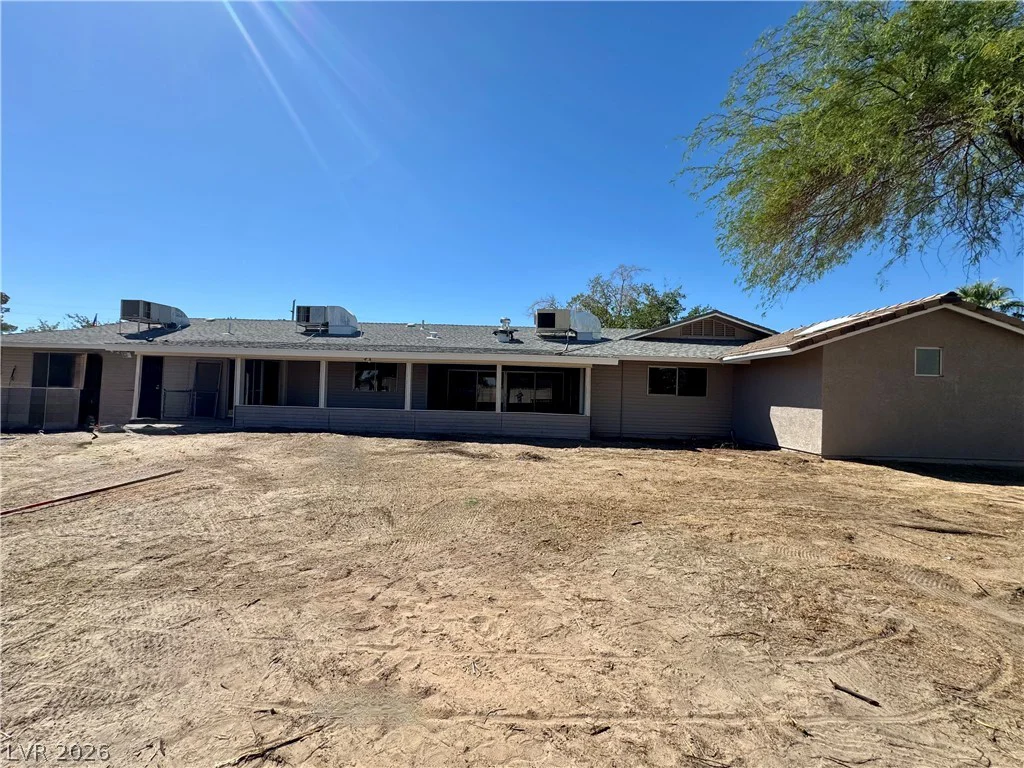 6930 Valley View, Las Vegas, NV 89118