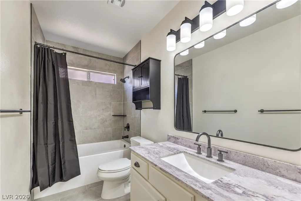 1816 Panther, North Las Vegas, NV 89031