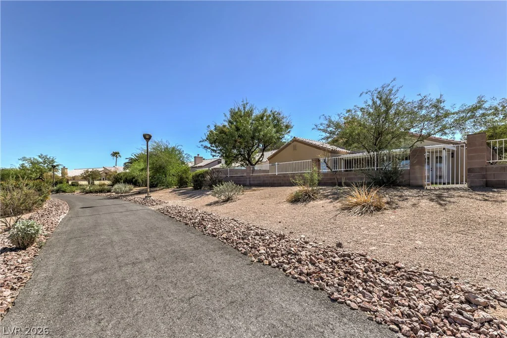 1816 Panther, North Las Vegas, NV 89031