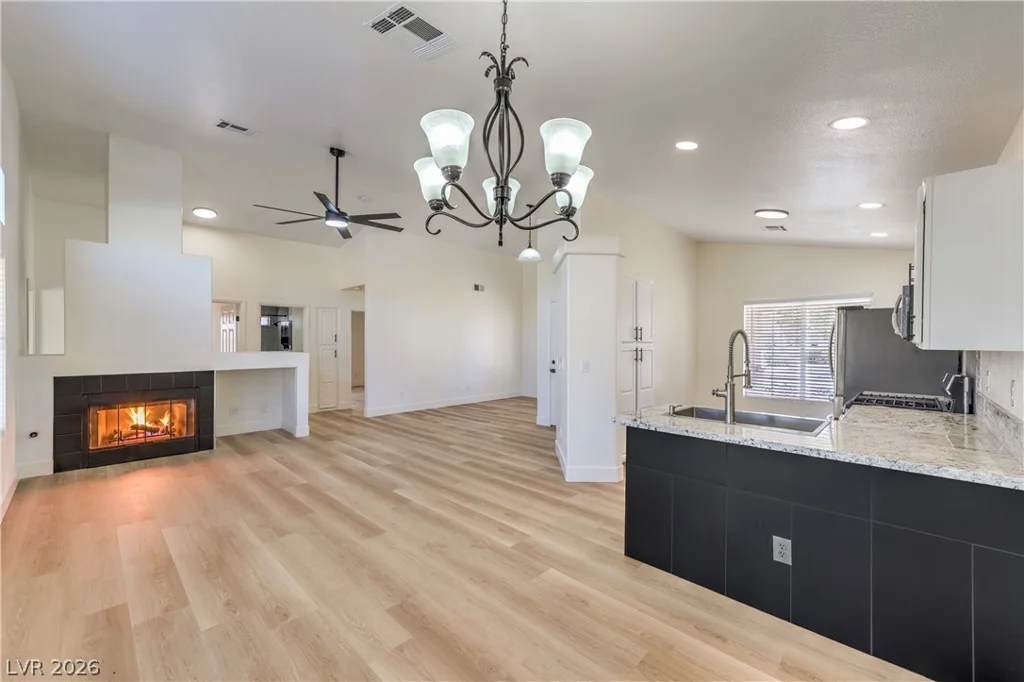 1816 Panther, North Las Vegas, NV 89031