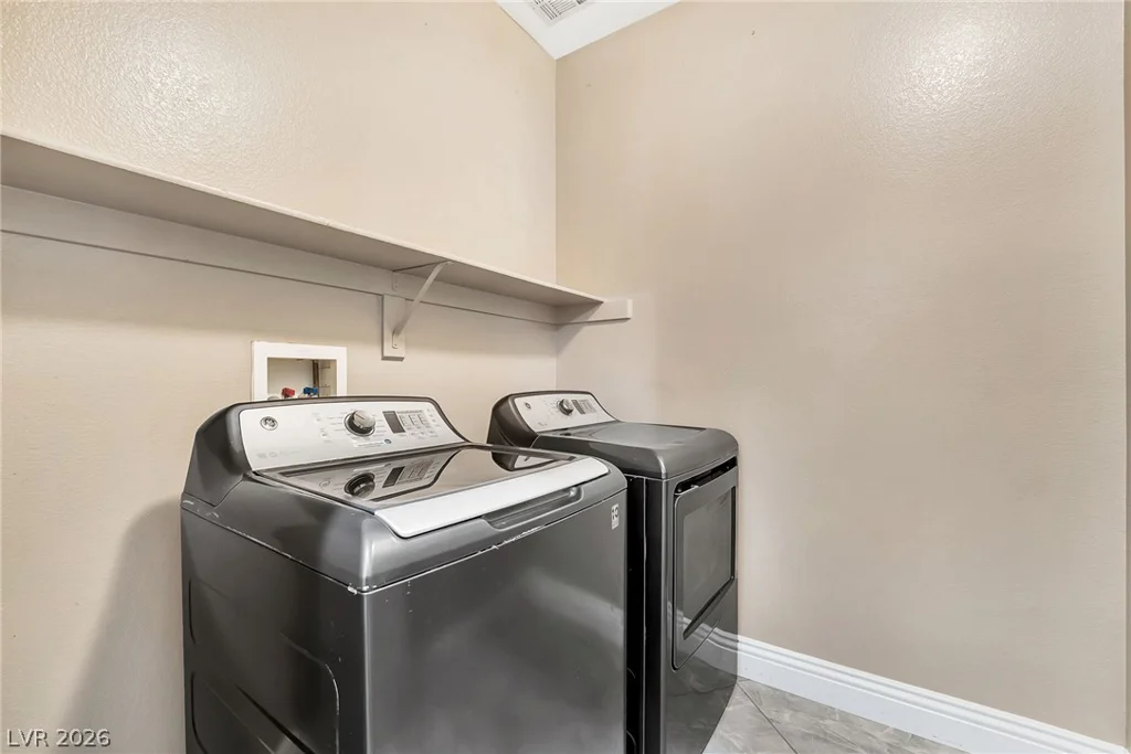 5968 Pavilion Lakes, Las Vegas, NV 89122