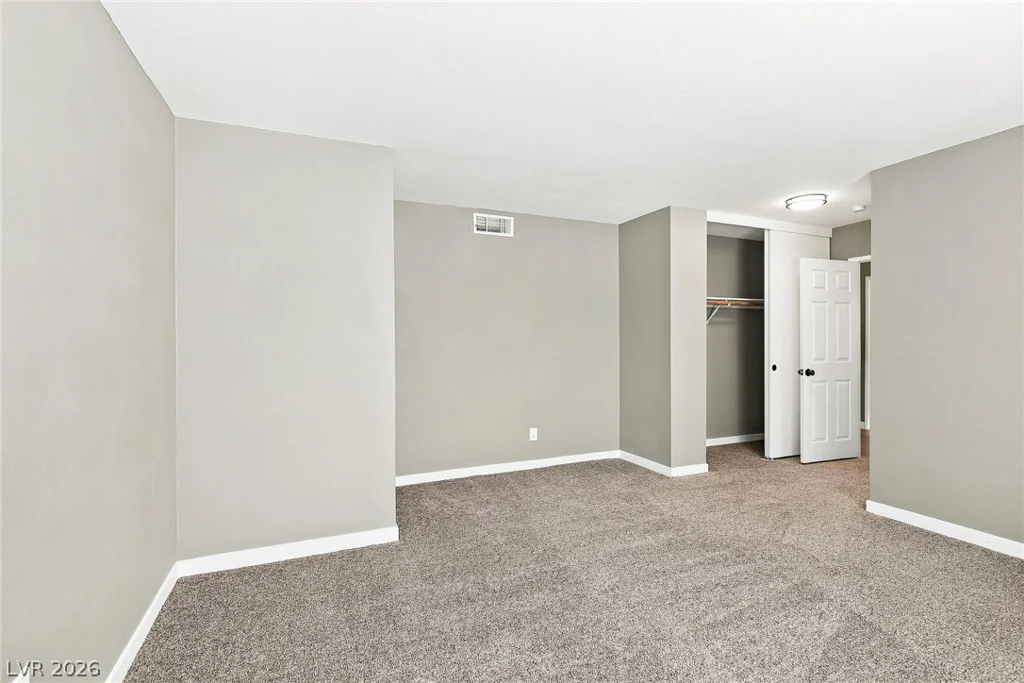 4005 Ridgewood, Las Vegas, NV 89120