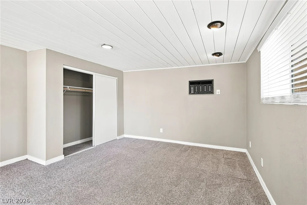 4005 Ridgewood, Las Vegas, NV 89120