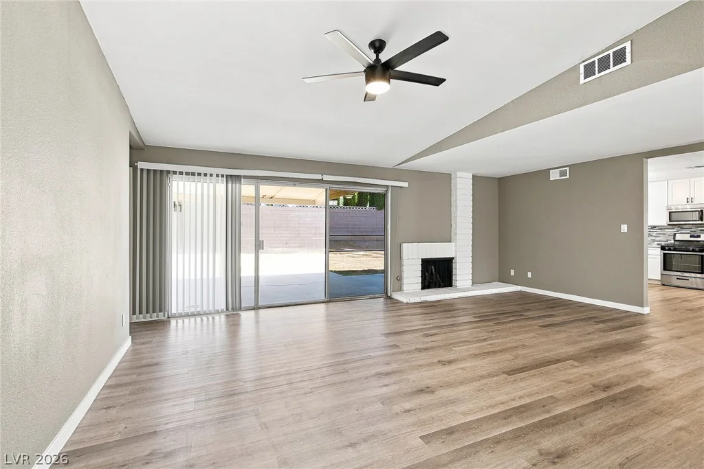 4005 Ridgewood, Las Vegas, NV 89120