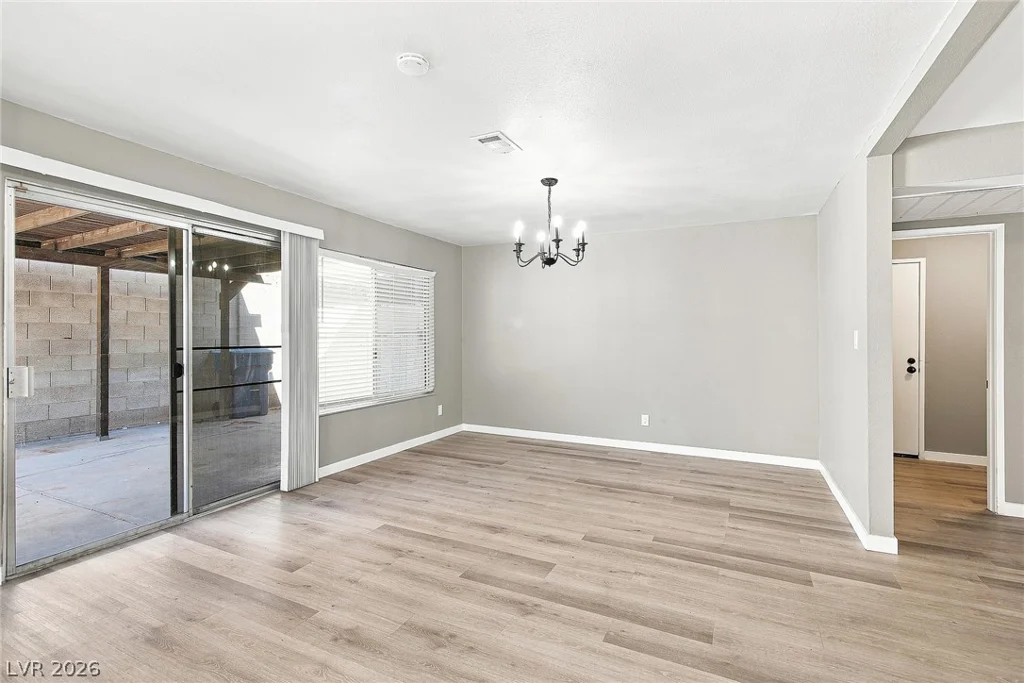 4005 Ridgewood, Las Vegas, NV 89120