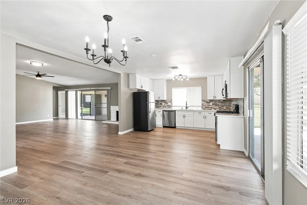 4005 Ridgewood, Las Vegas, NV 89120
