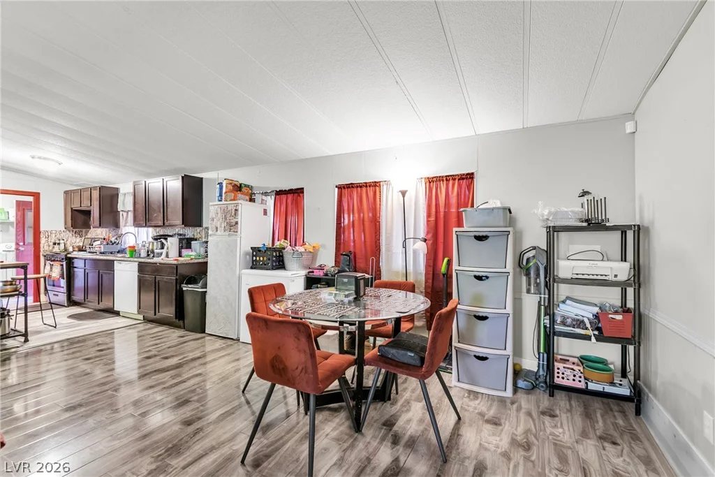 3659 Death Valley, Las Vegas, NV 89122