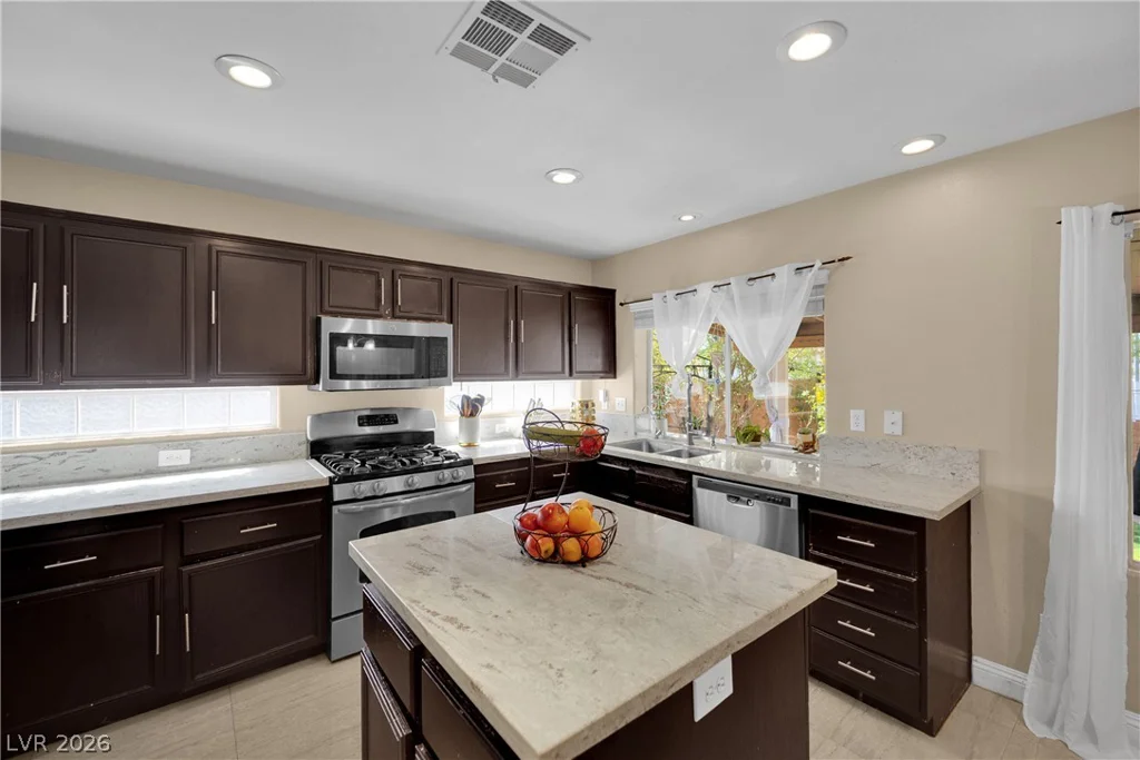 1723 English Rose, Las Vegas, NV 89142