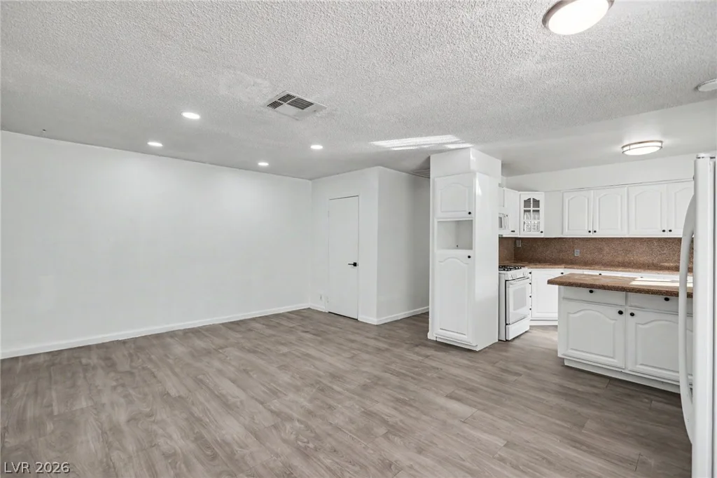 4433 Cool Valley, Las Vegas, NV 89110