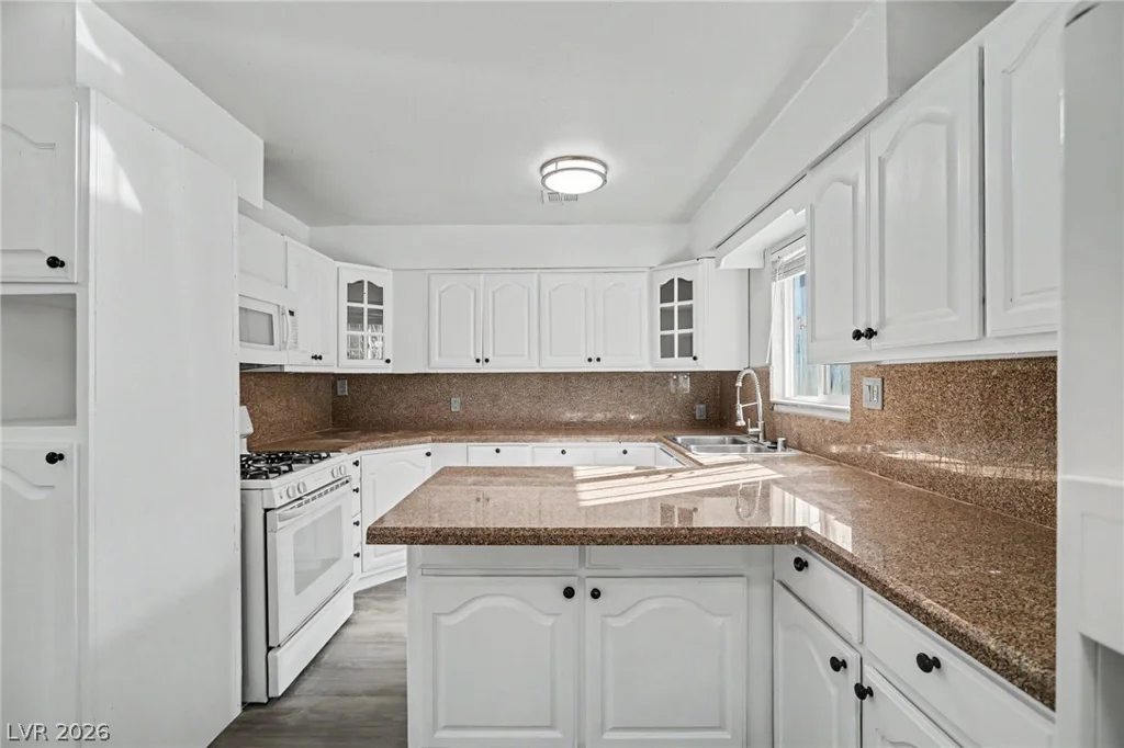 4433 Cool Valley, Las Vegas, NV 89110