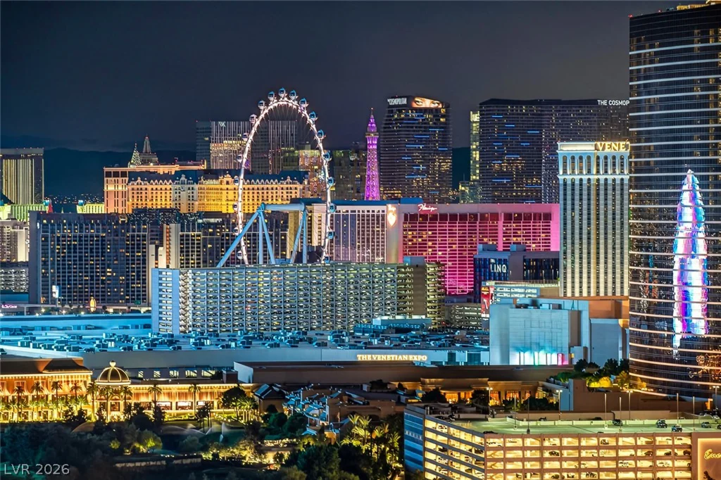 2877 Paradise, Las Vegas, NV 89109