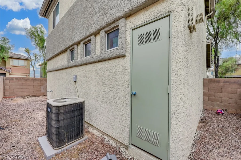 5151 Starter, Las Vegas, NV 89156