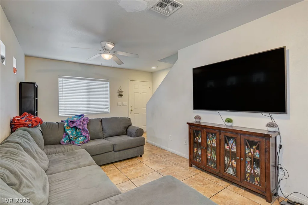 5151 Starter, Las Vegas, NV 89156
