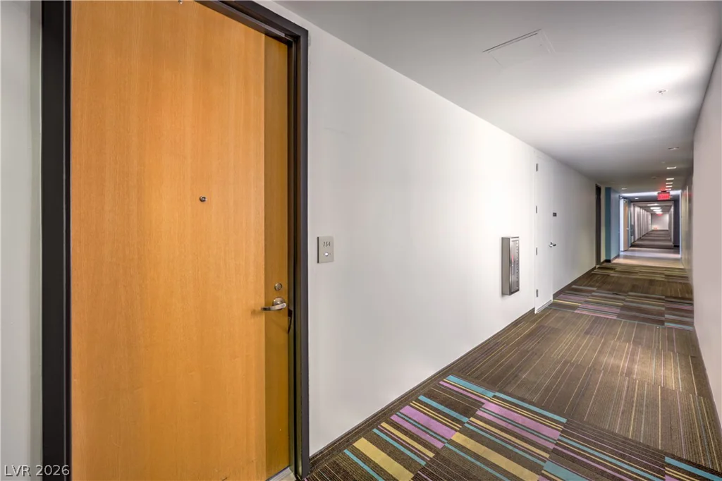 353 Bonneville, Las Vegas, NV 89101
