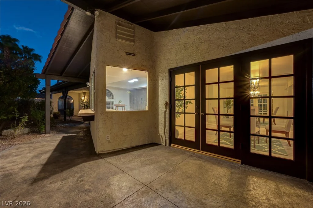 3005 Plaza De Rosa, Las Vegas, NV 89102