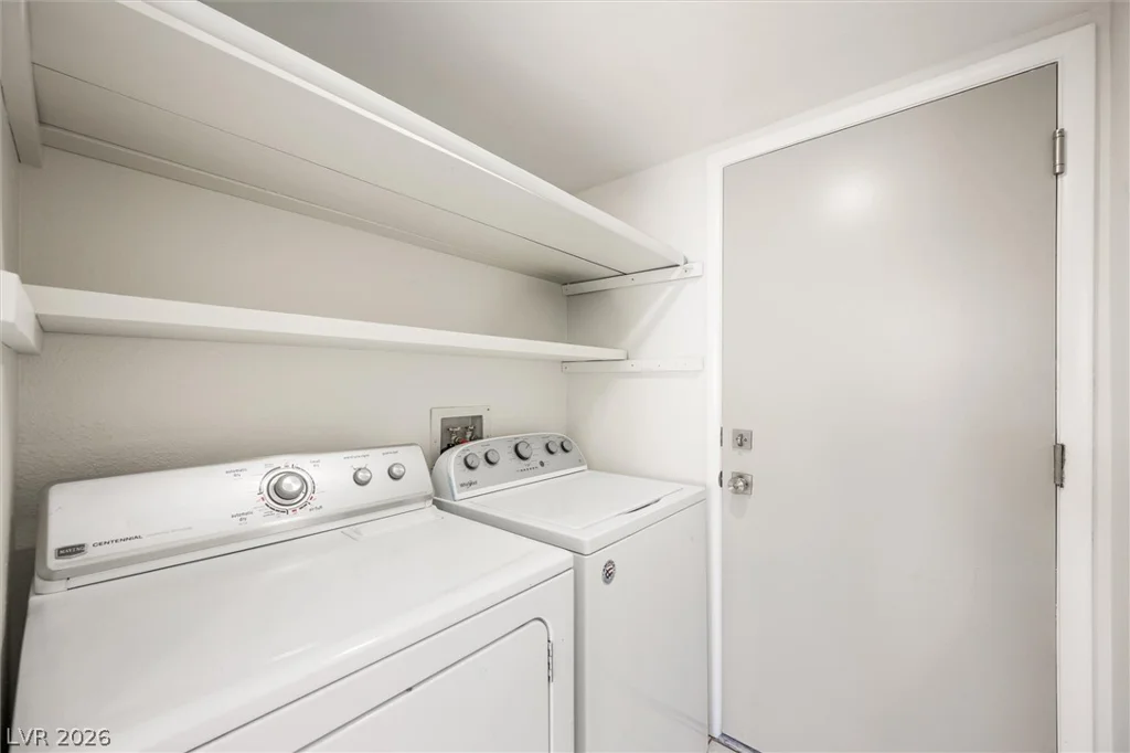 6733 Evanston, Las Vegas, NV 89108