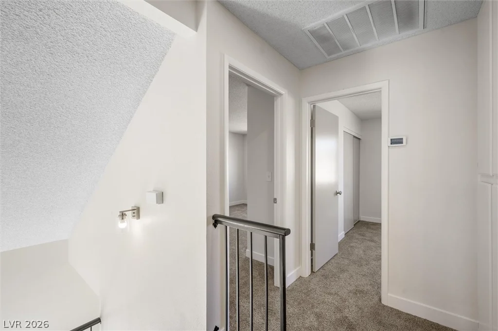 6733 Evanston, Las Vegas, NV 89108