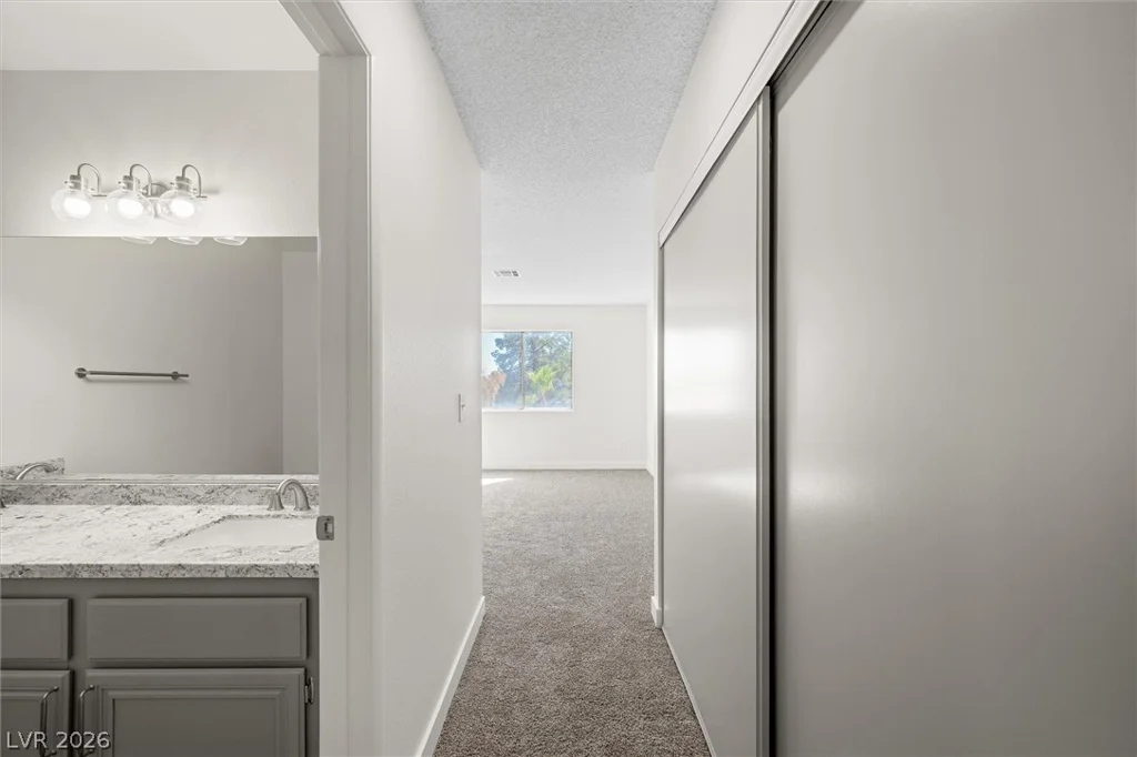 6733 Evanston, Las Vegas, NV 89108