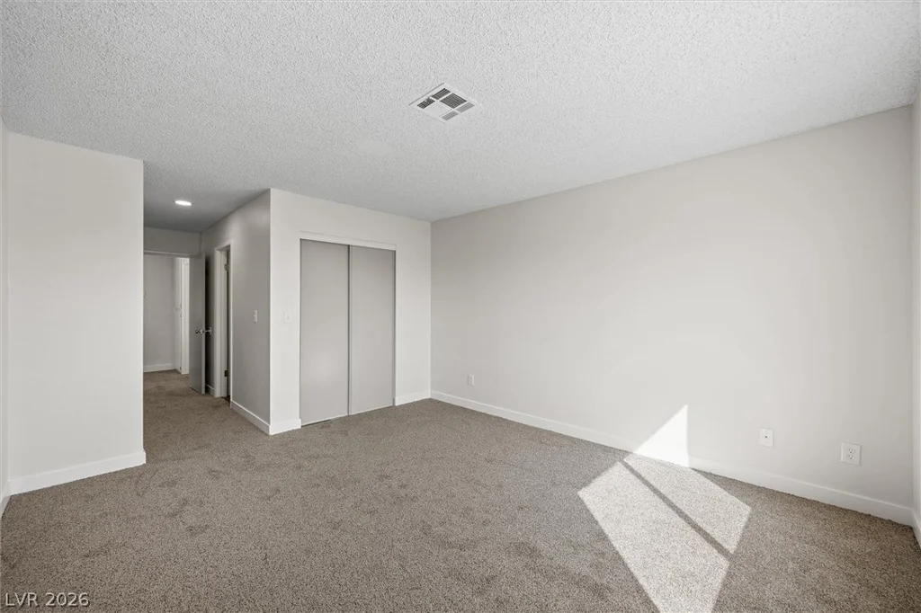 6733 Evanston, Las Vegas, NV 89108