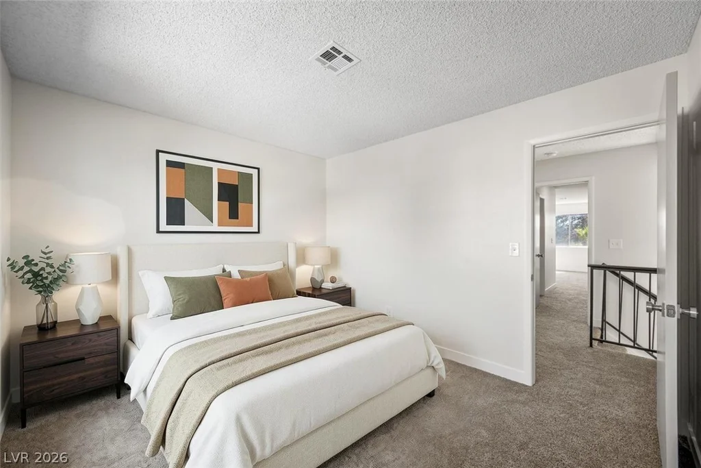 6733 Evanston, Las Vegas, NV 89108
