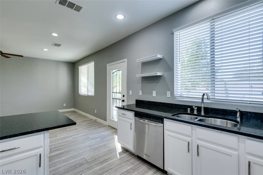 2684 Park Creek, Henderson, NV 89052