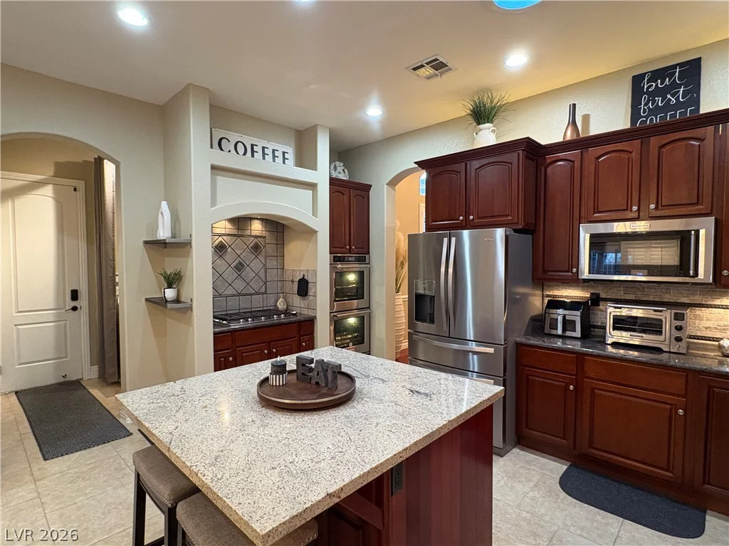 977 Rhyolite, Henderson, NV 89011
