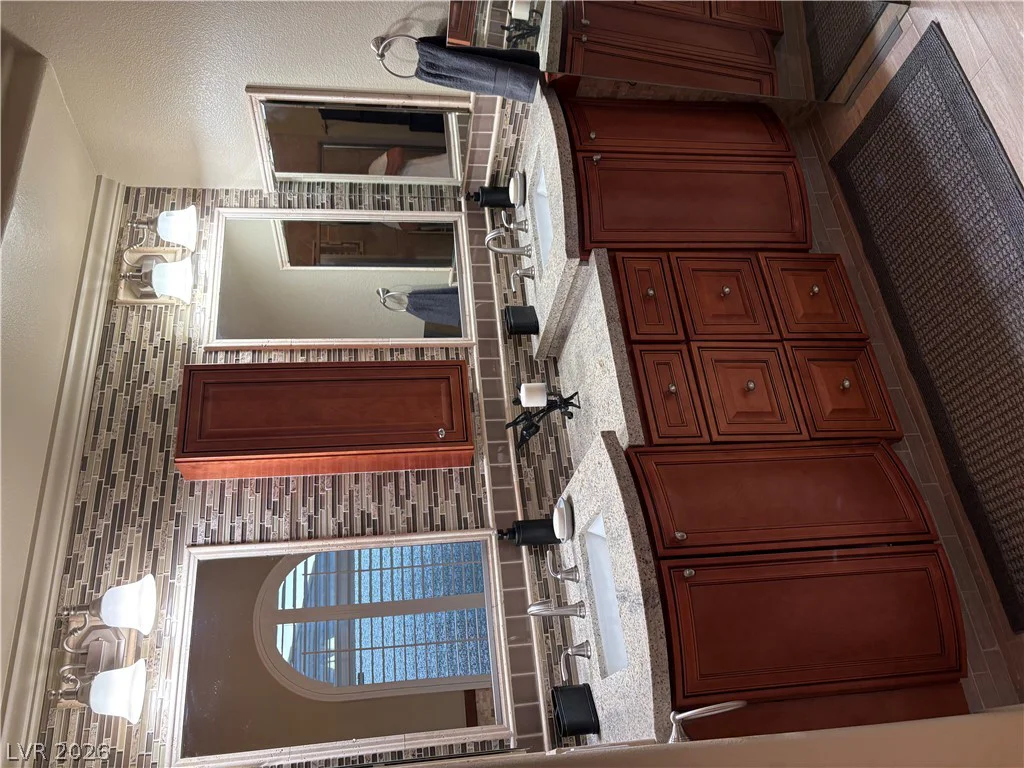 977 Rhyolite, Henderson, NV 89011