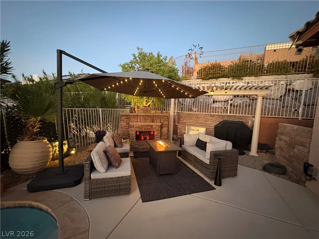 977 Rhyolite, Henderson, NV 89011