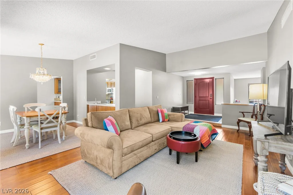 2805 Crystal Cove, Las Vegas, NV 89117