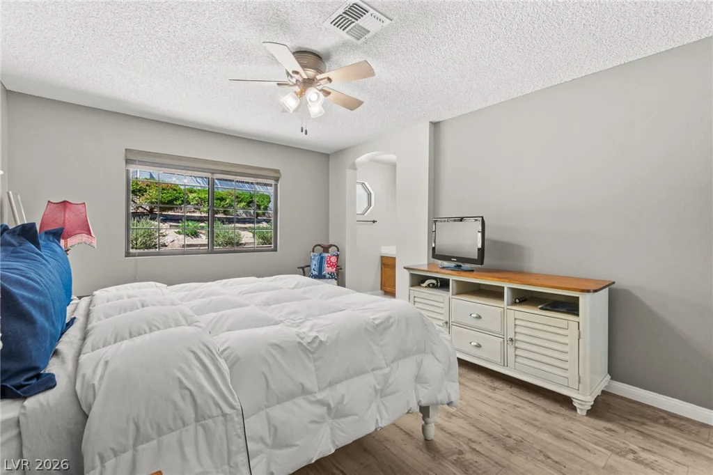 2805 Crystal Cove, Las Vegas, NV 89117