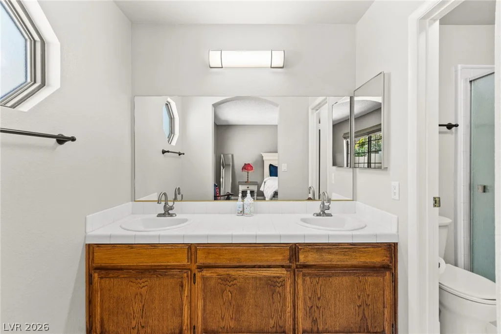 2805 Crystal Cove, Las Vegas, NV 89117