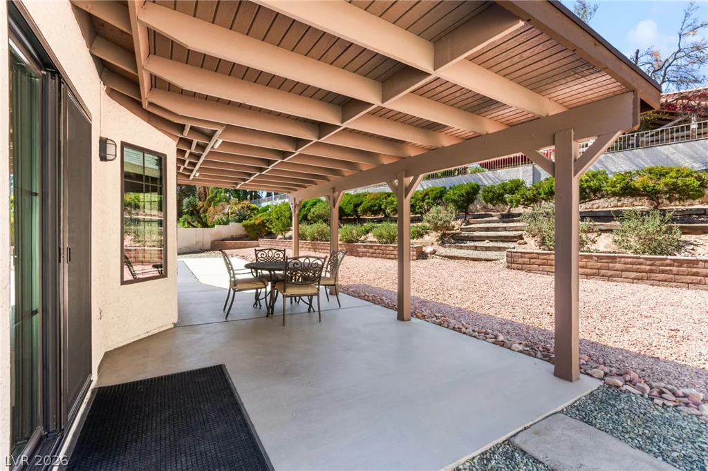 2805 Crystal Cove, Las Vegas, NV 89117