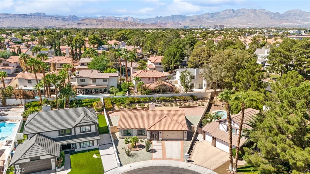 2805 Crystal Cove, Las Vegas, NV 89117